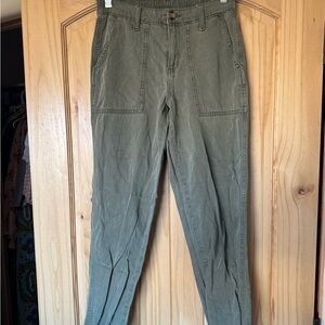 Aerie Olive Green Women’s Jogers
